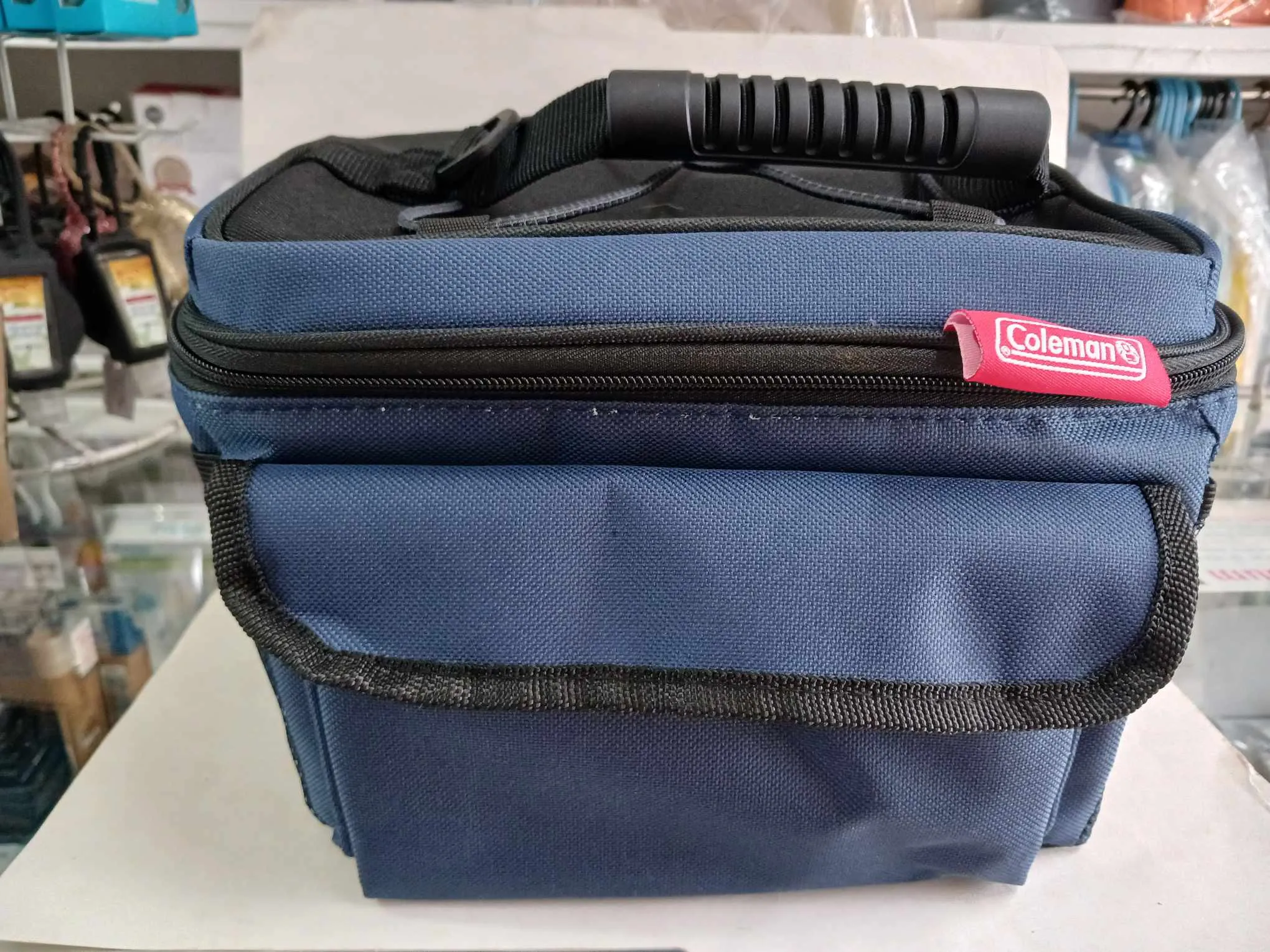 Coleman 10 Can Rugged Lunch Box Blue / Black