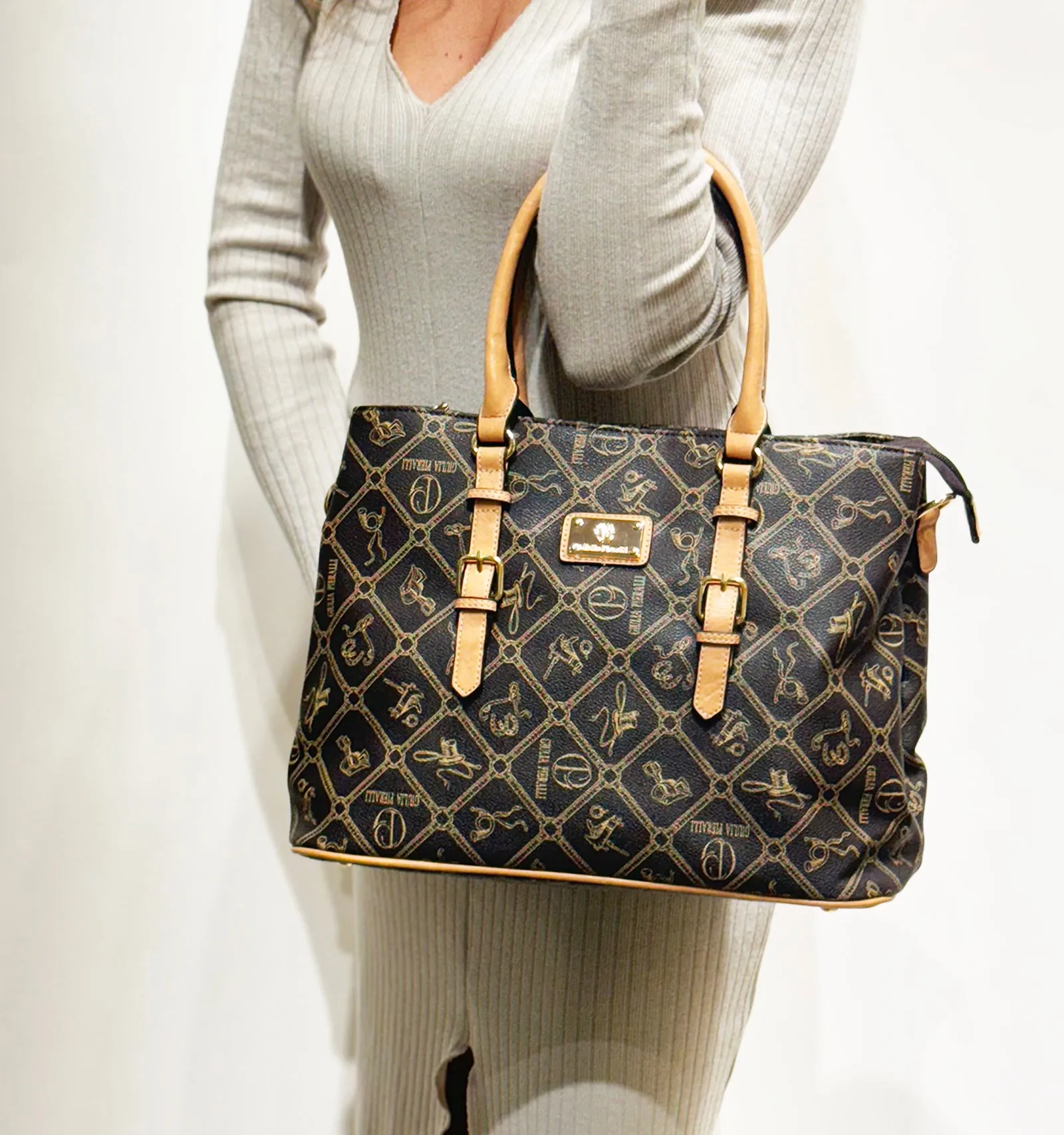 Marcella Satchel