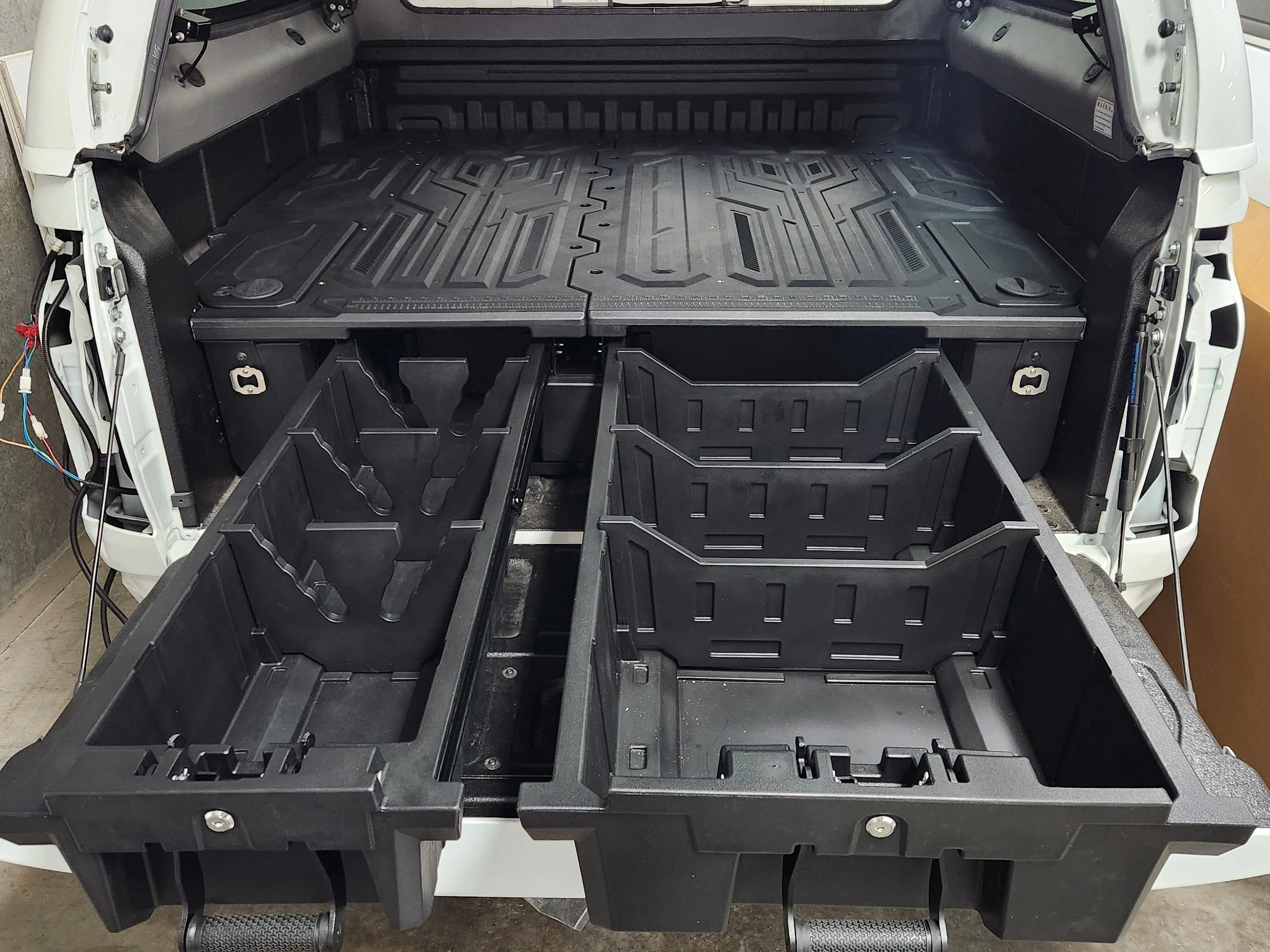 Toyota Hilux REVO SR (J Deck) DC 2015-2025 Weatherproof Drawer System